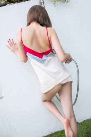 隔壁姐妹们
